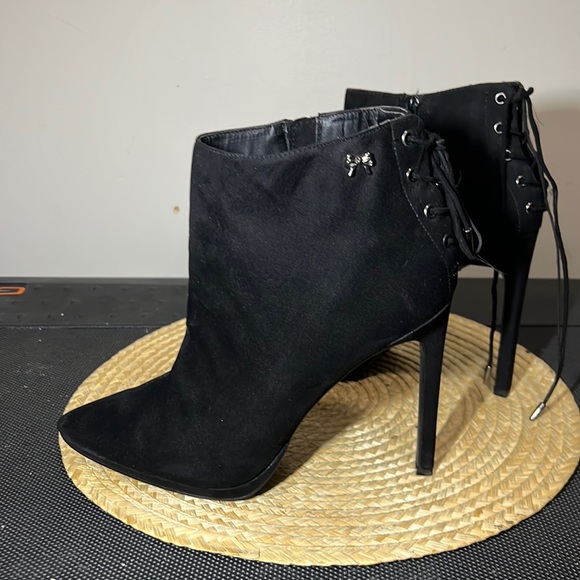 Betseyville Textured Faux Suede Ankle Booties Size 9.5 - Picture 2 of 14